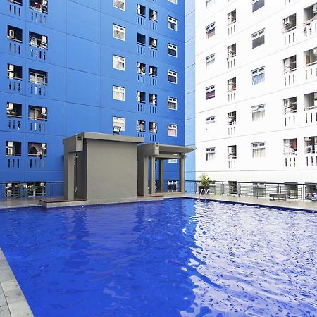 Reddoorz Apartment @ Green Pramuka Jakarta Bagian luar foto