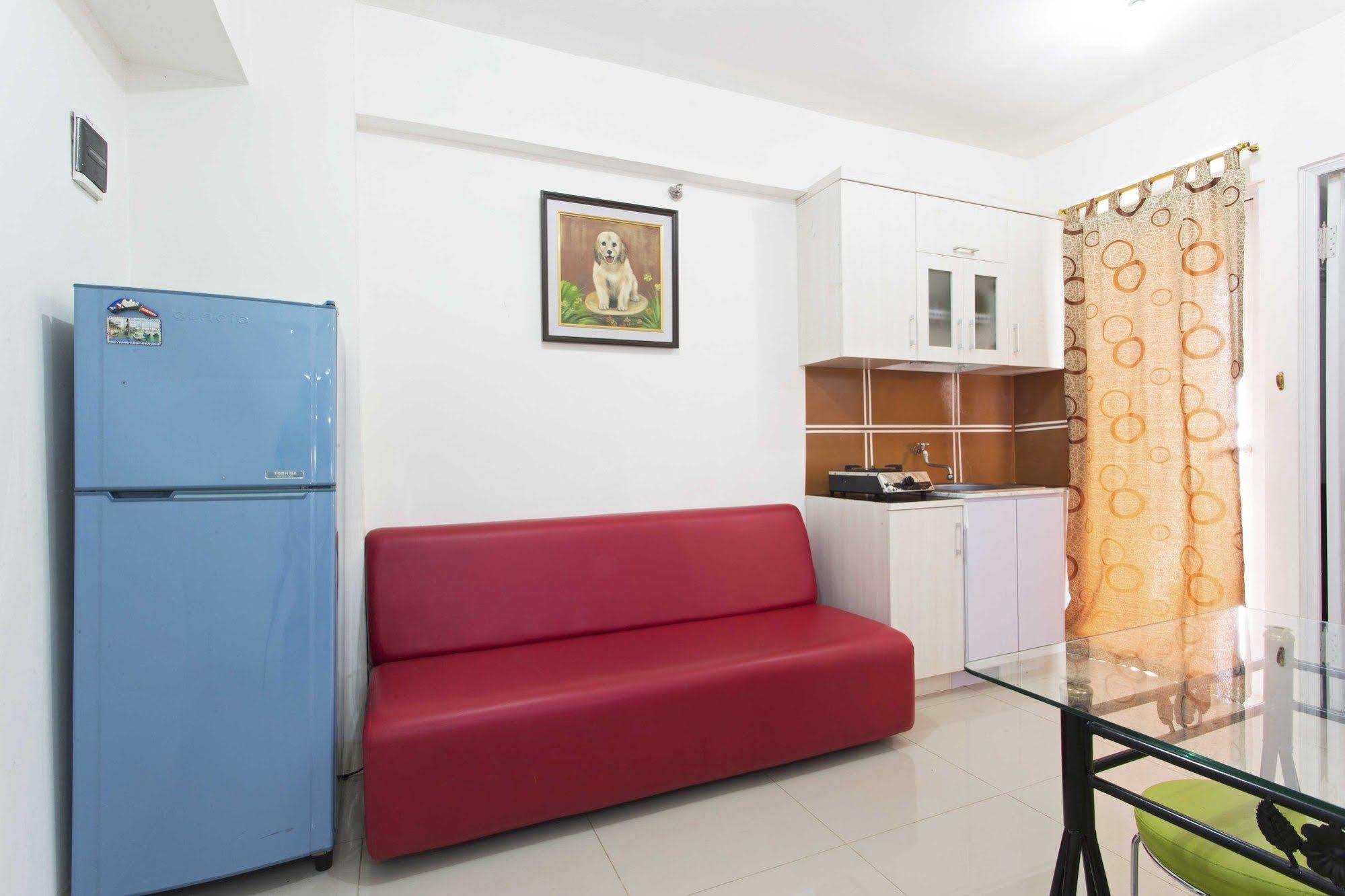 Reddoorz Apartment @ Green Pramuka Jakarta Bagian luar foto